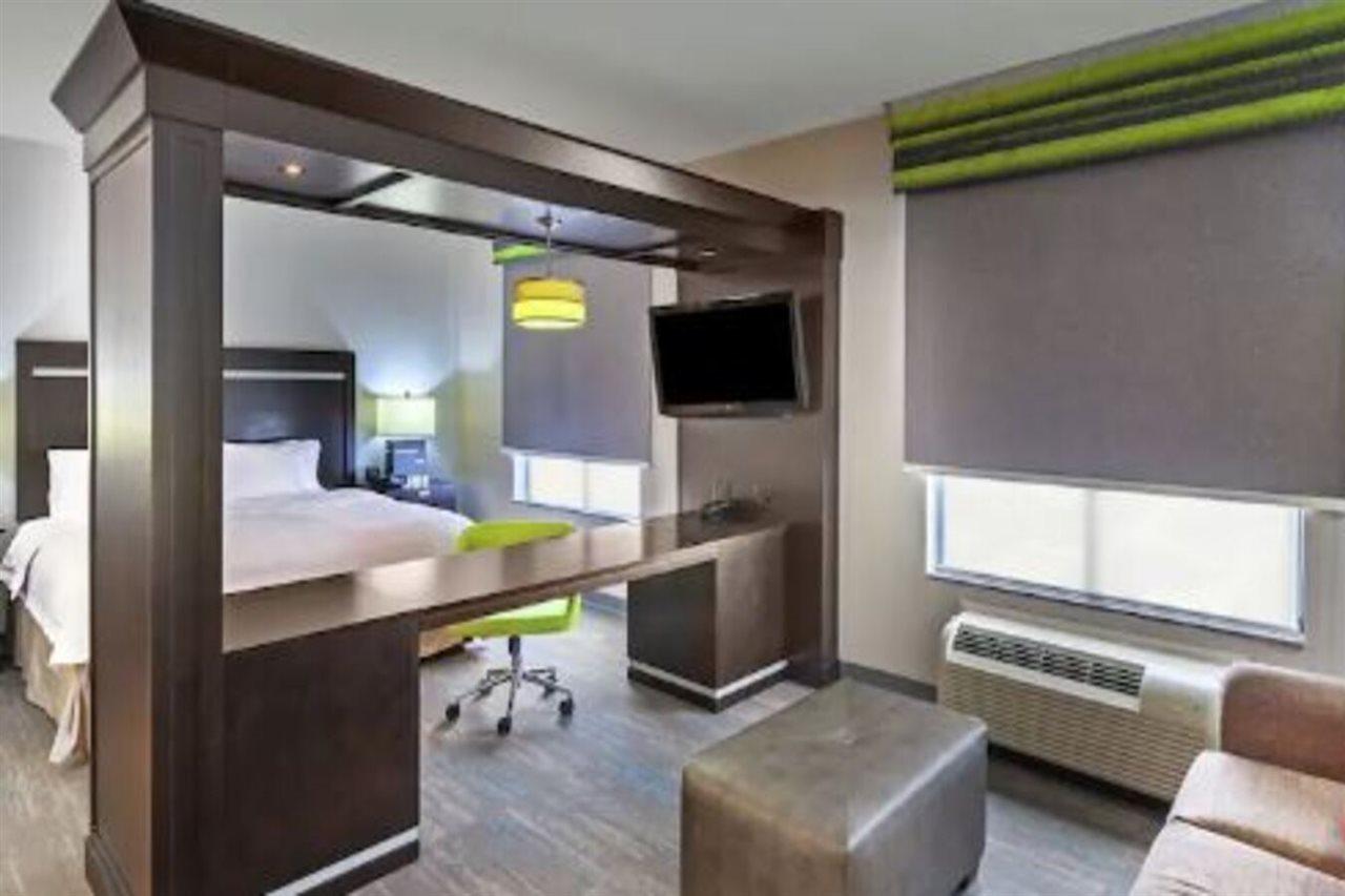 Hampton Inn & Suites Houston/Лийг Сити Екстериор снимка