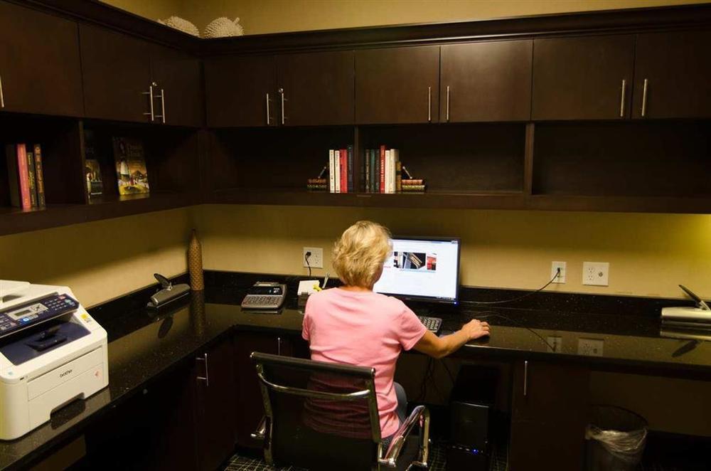 Hampton Inn & Suites Houston/Лийг Сити Съоръжения снимка