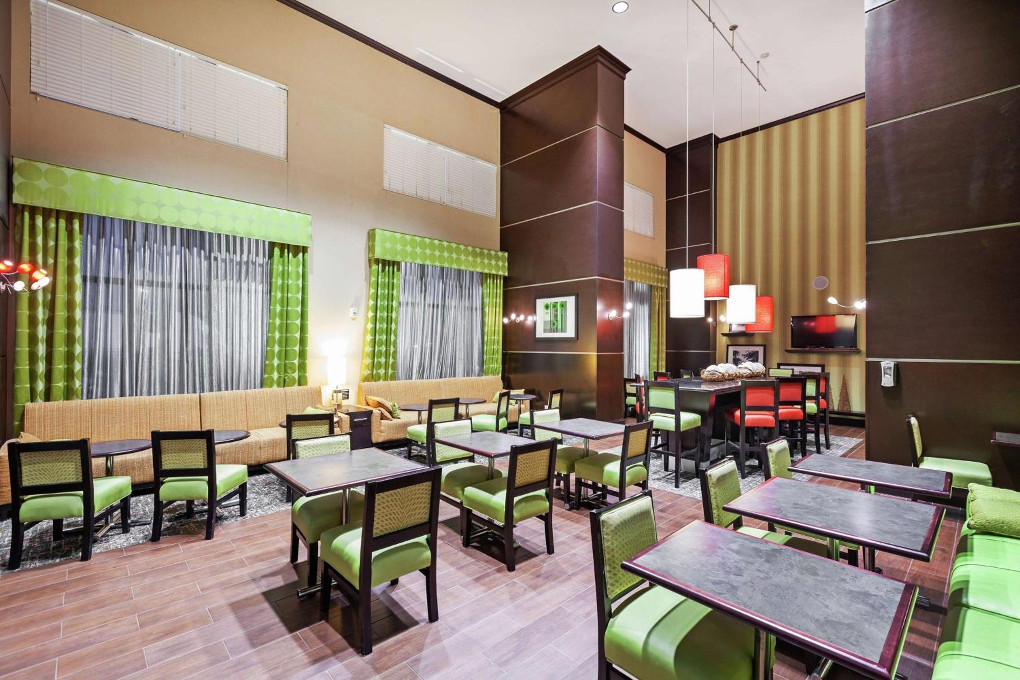 Hampton Inn & Suites Houston/Лийг Сити Екстериор снимка